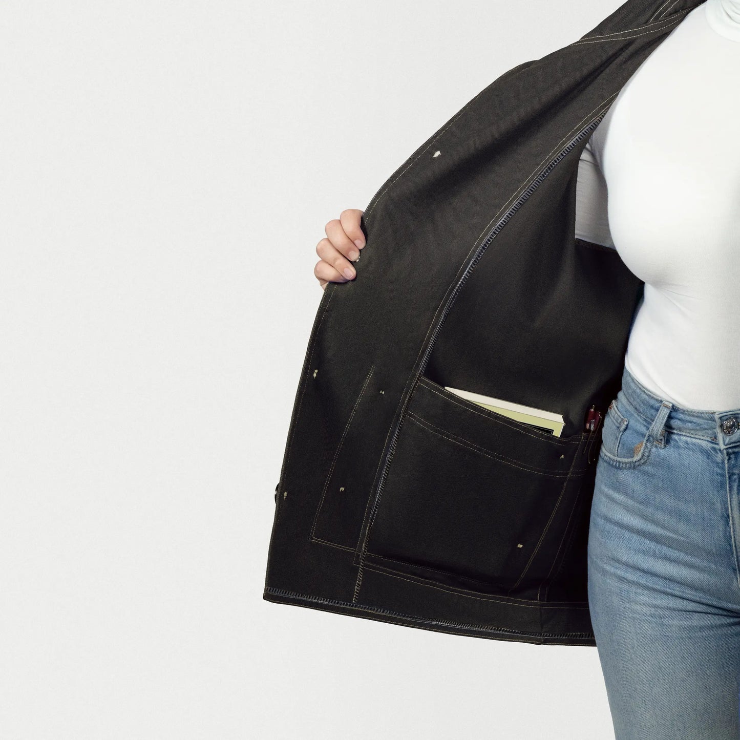 dust jacket — black