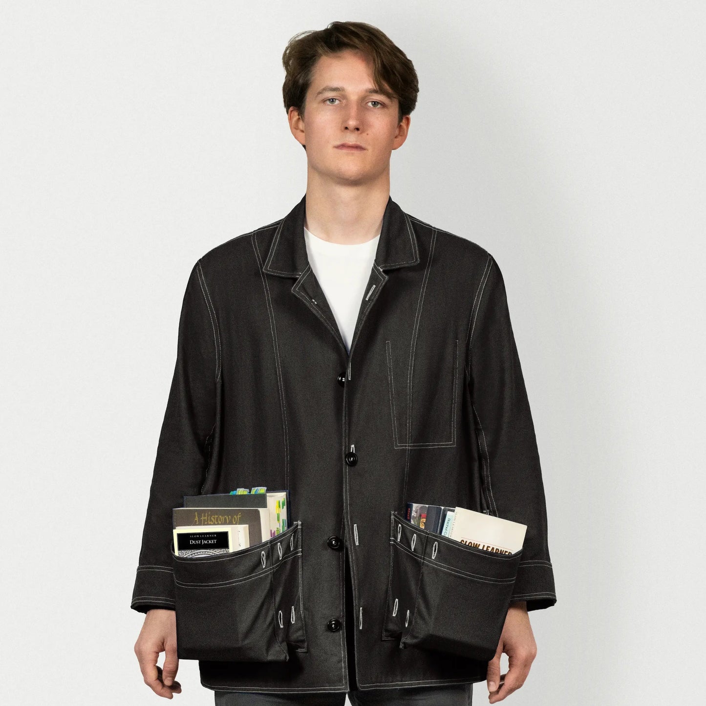 dust jacket — black